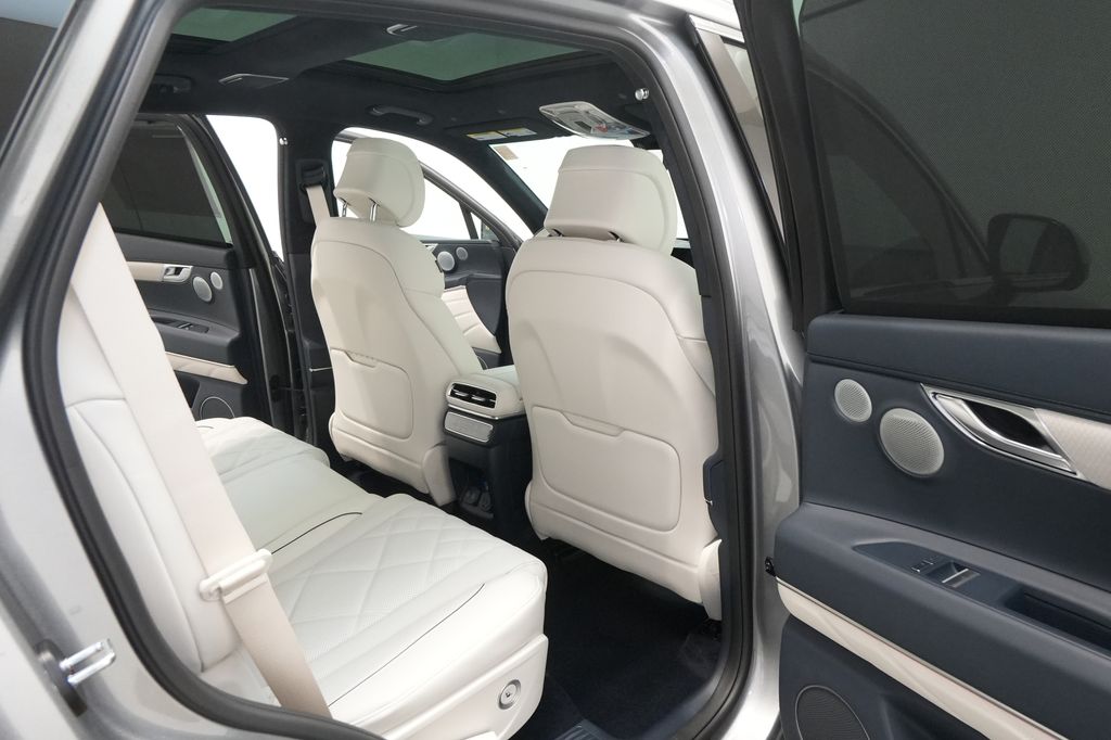 2026 Genesis GV80