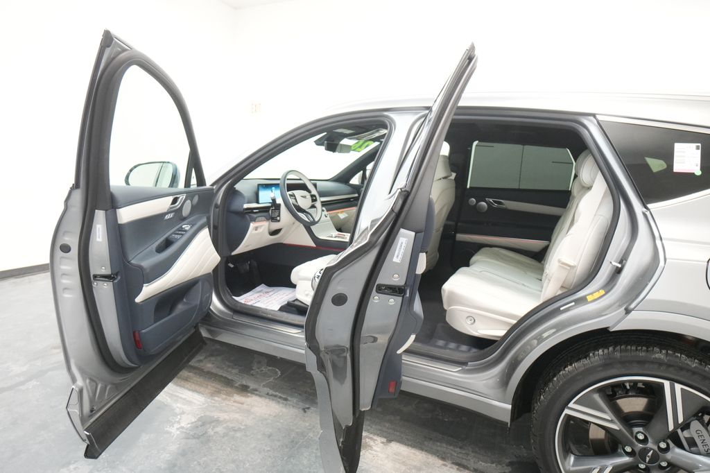 2026 Genesis GV80
