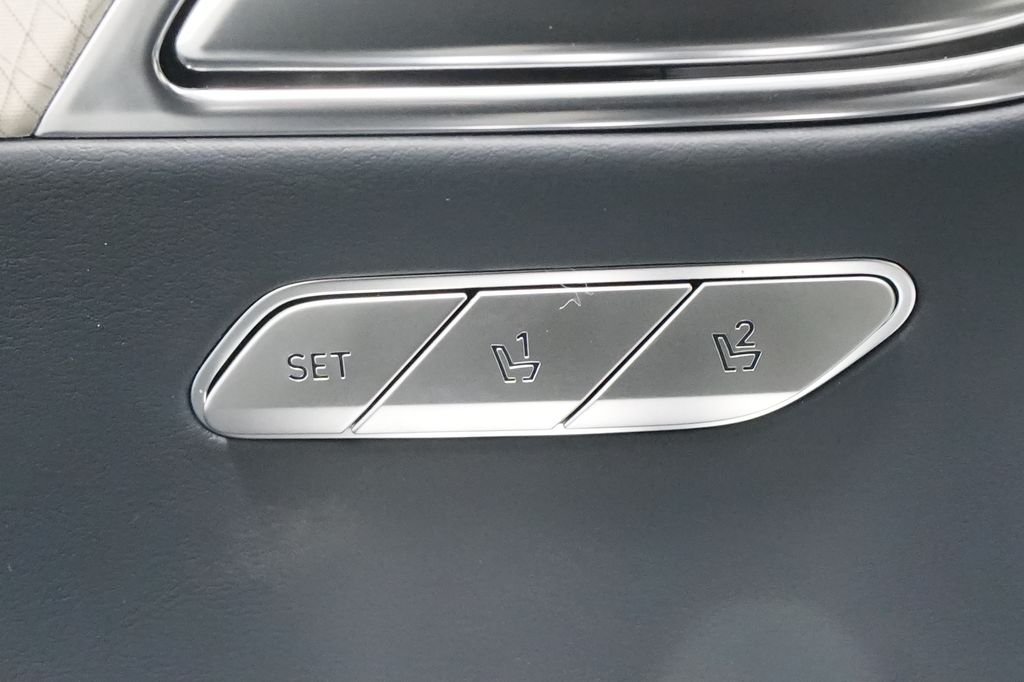 2026 Genesis GV80