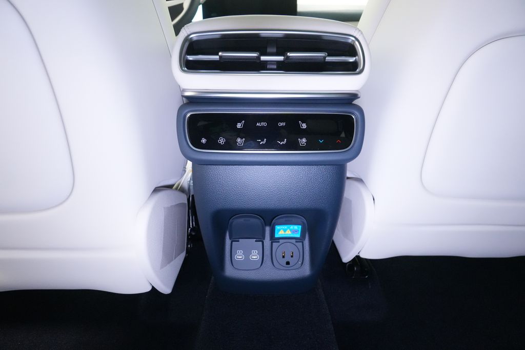 2026 Genesis GV80