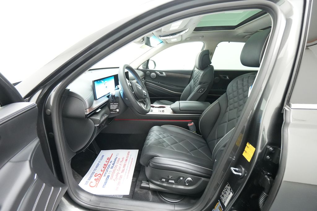 2026 Genesis GV80