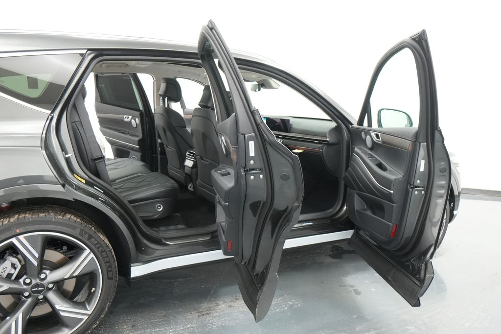 2026 Genesis GV80