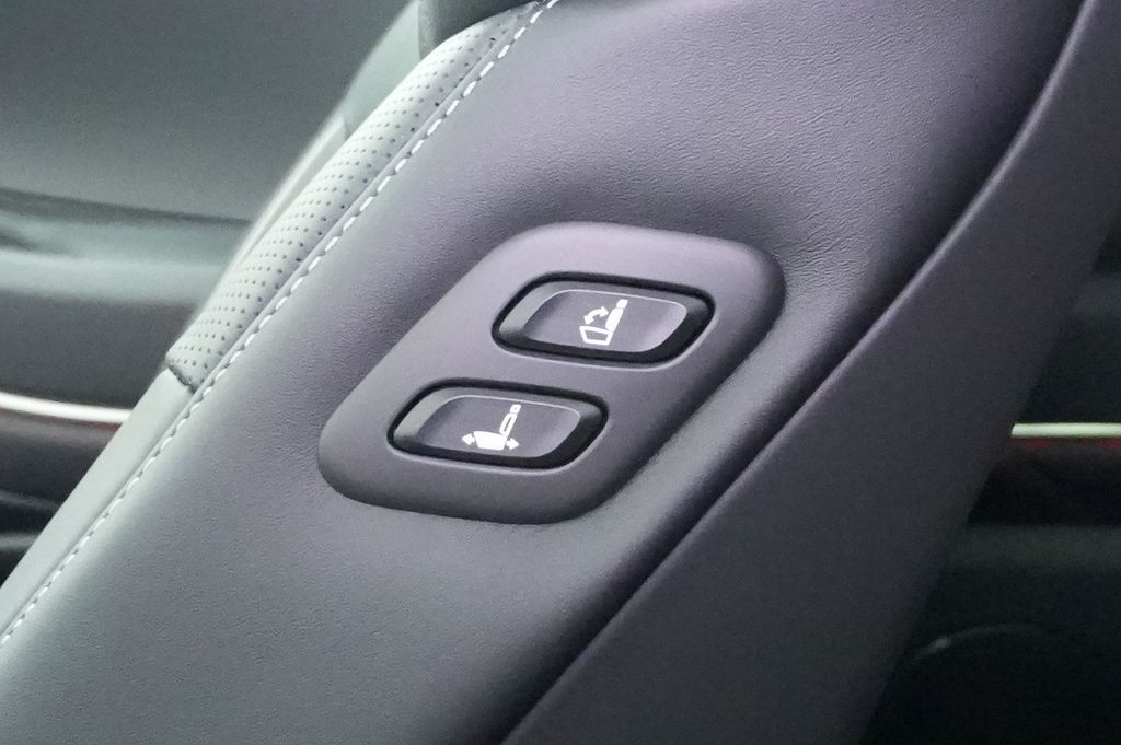 2026 Genesis GV80