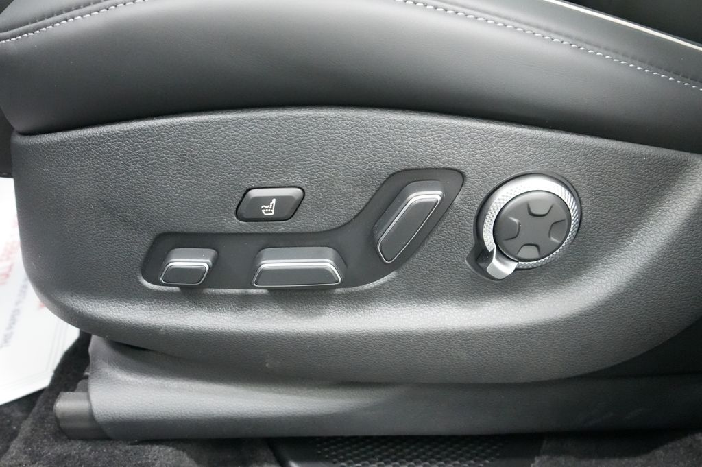 2026 Genesis GV80