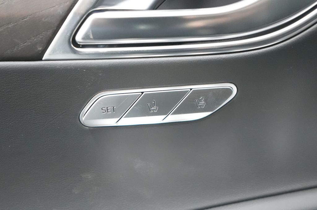 2026 Genesis GV80