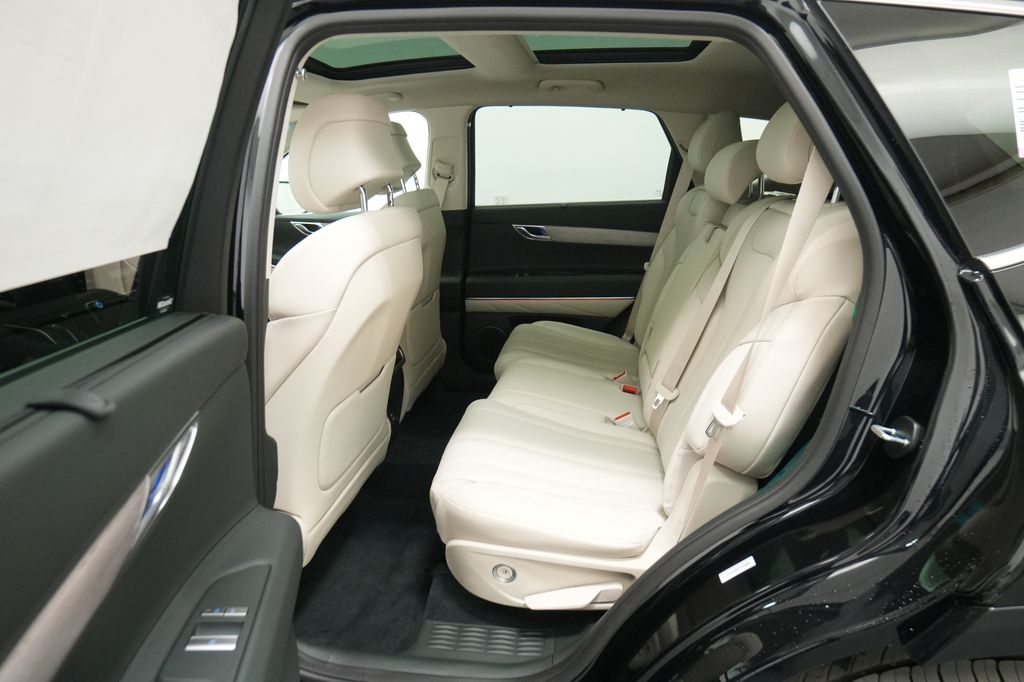 2026 Genesis GV80