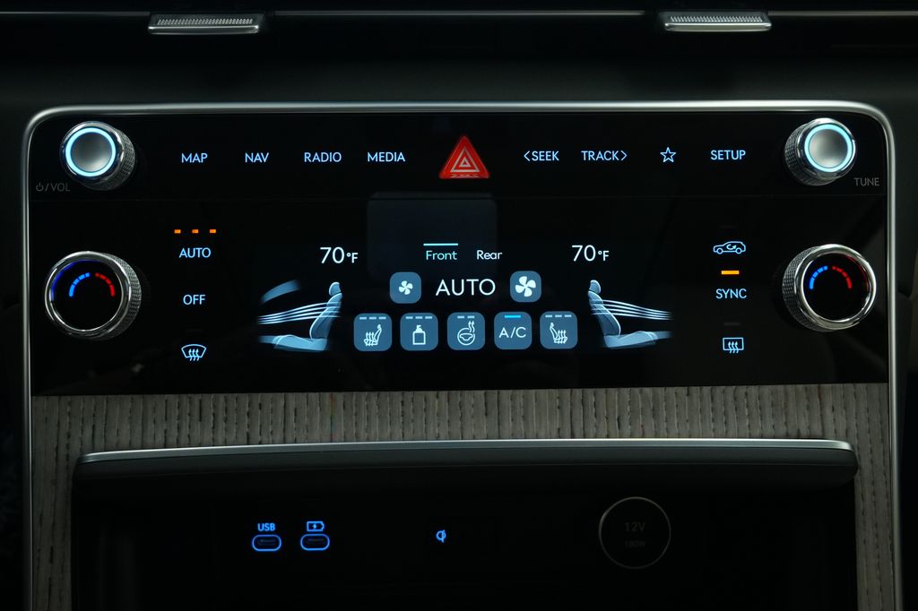2026 Genesis GV80