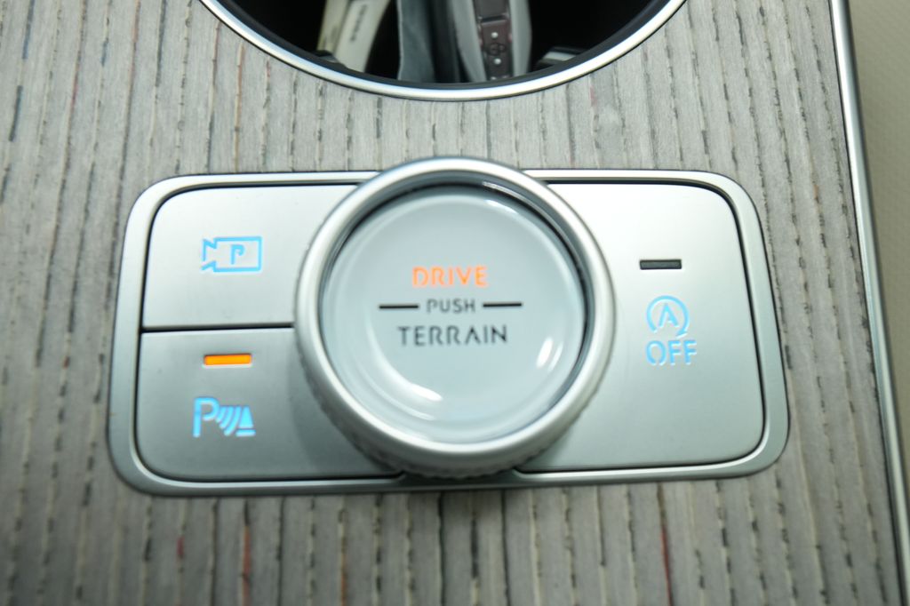 2026 Genesis GV80
