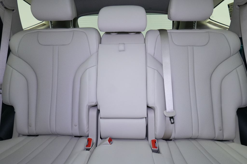 2026 Genesis GV80