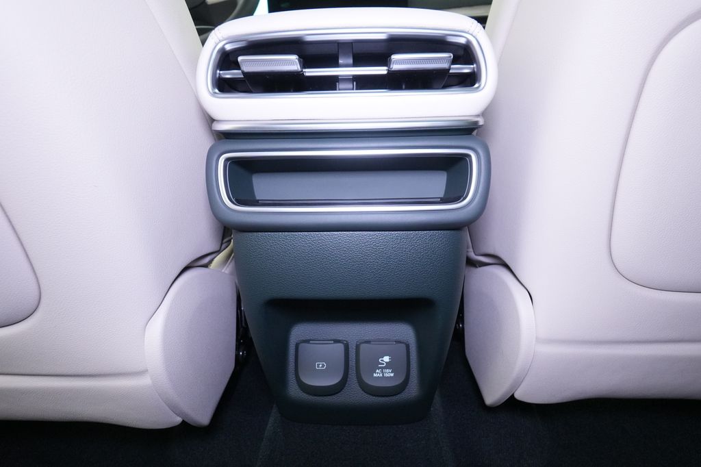 2026 Genesis GV80