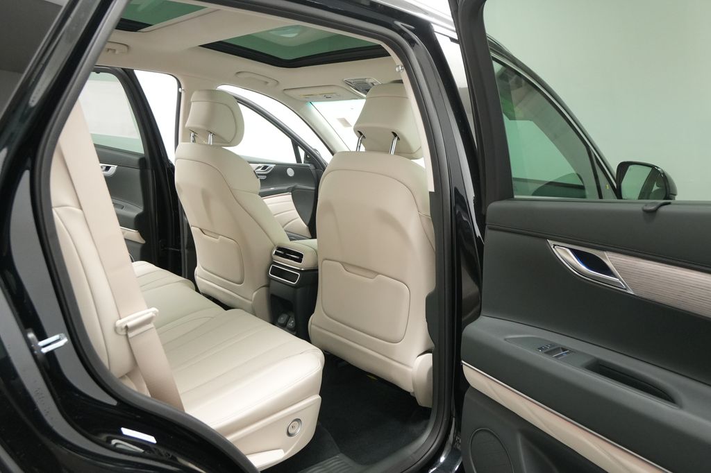 2026 Genesis GV80