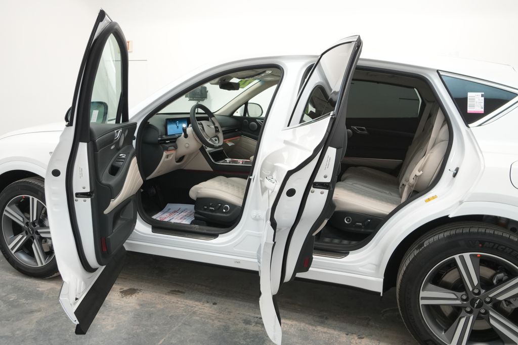 2026 Genesis GV80 Coupe