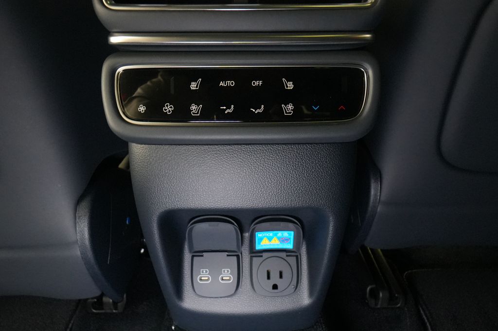 2026 Genesis GV80 Coupe