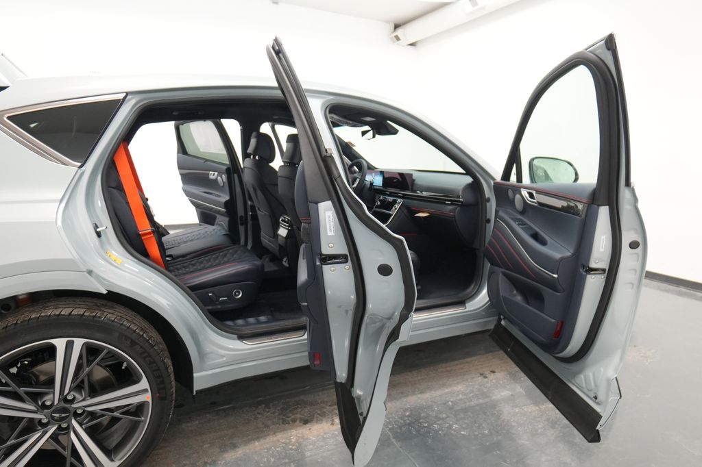 2026 Genesis GV80 Coupe