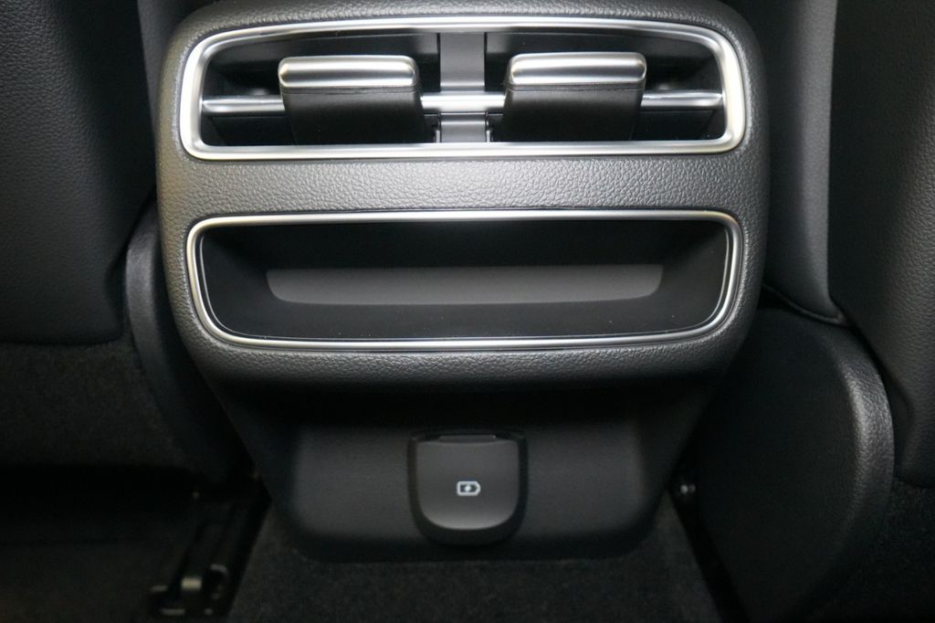 2026 Genesis GV70
