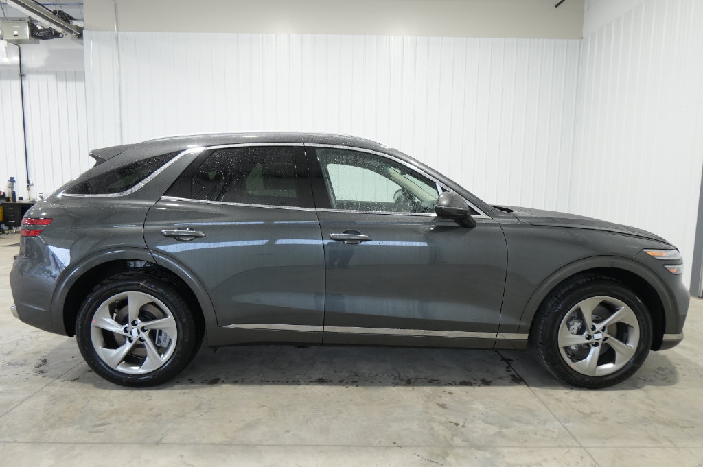 2027 Genesis GV70