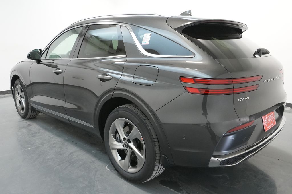 2026 Genesis GV70