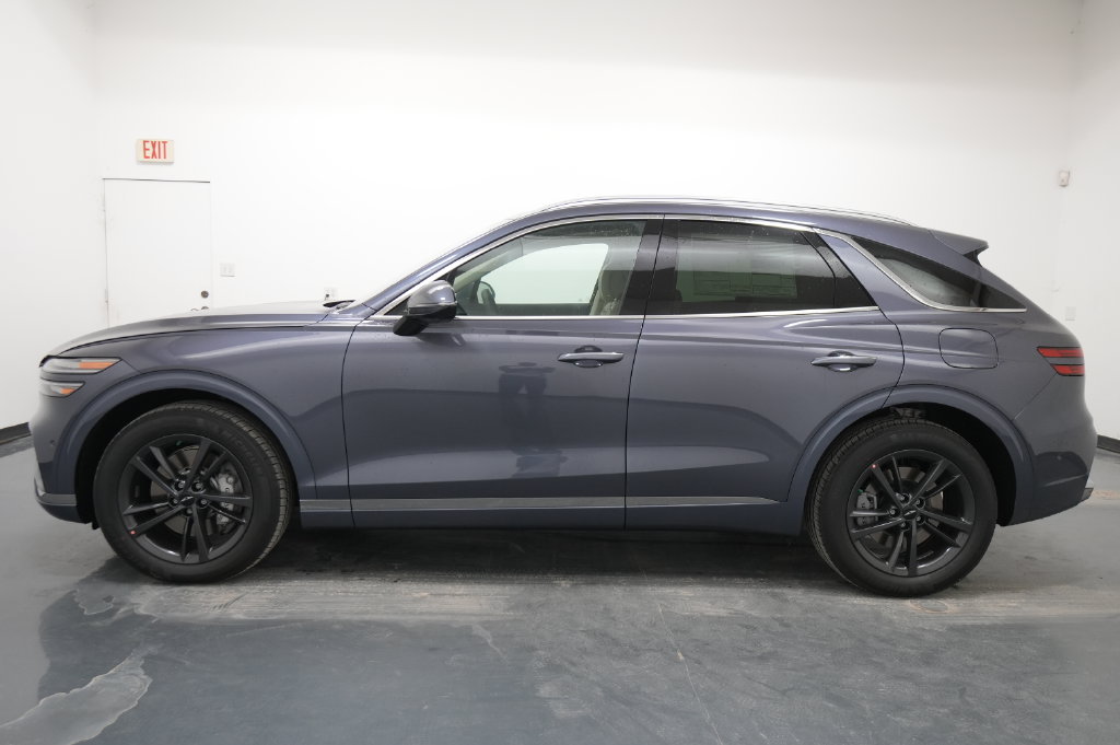 2027 Genesis GV70