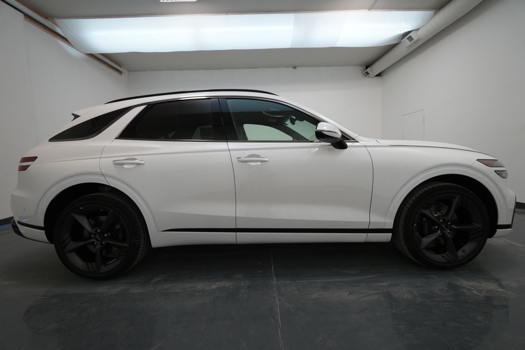 2026 Genesis GV70