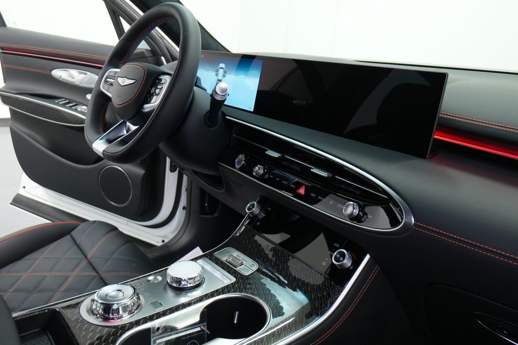 2026 Genesis GV70