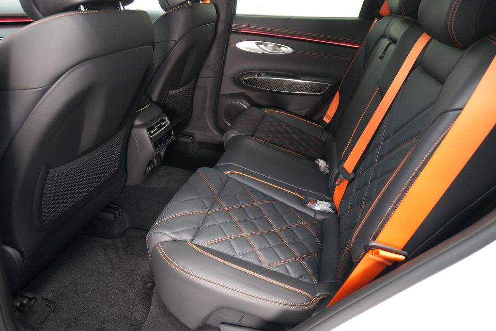 2026 Genesis GV70