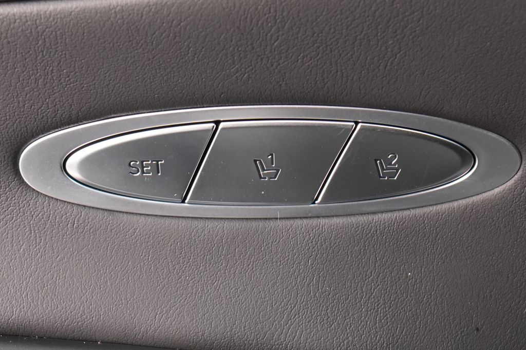 2026 Genesis GV70