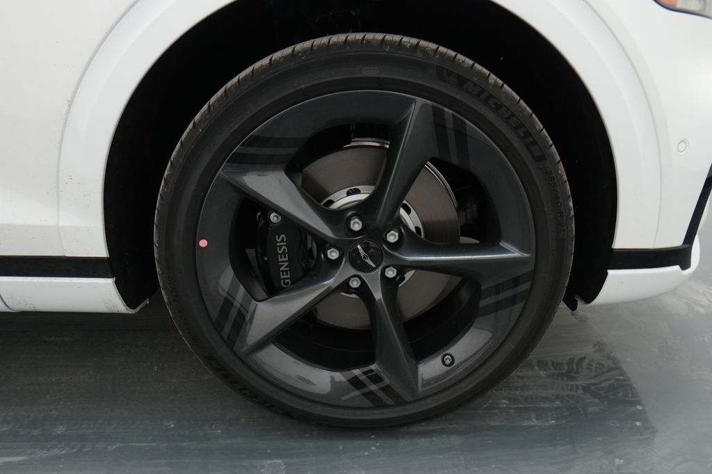 2026 Genesis GV70
