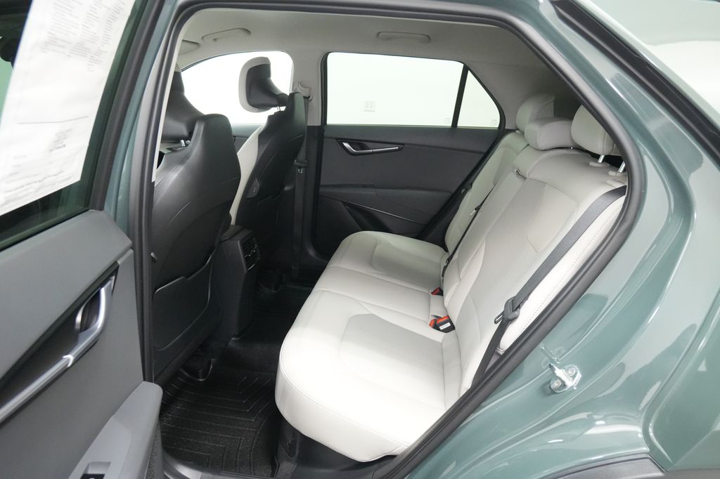 2023 Kia Niro EX - Photo 17