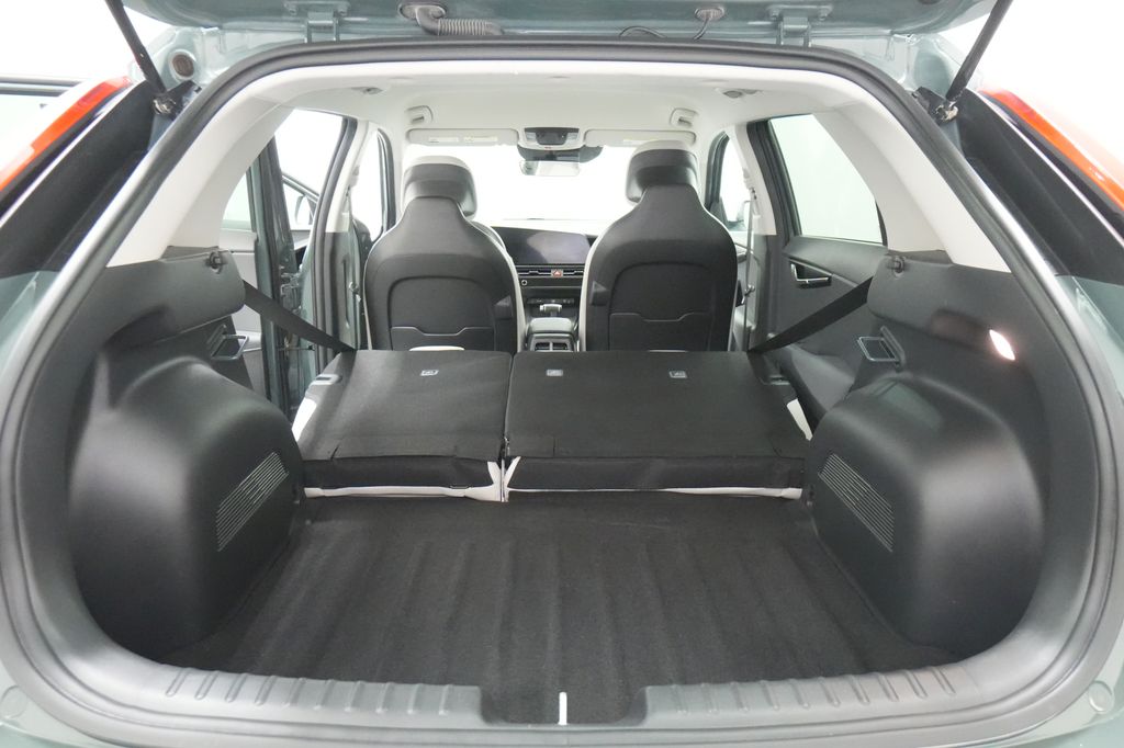2023 Kia Niro EX - Photo 20