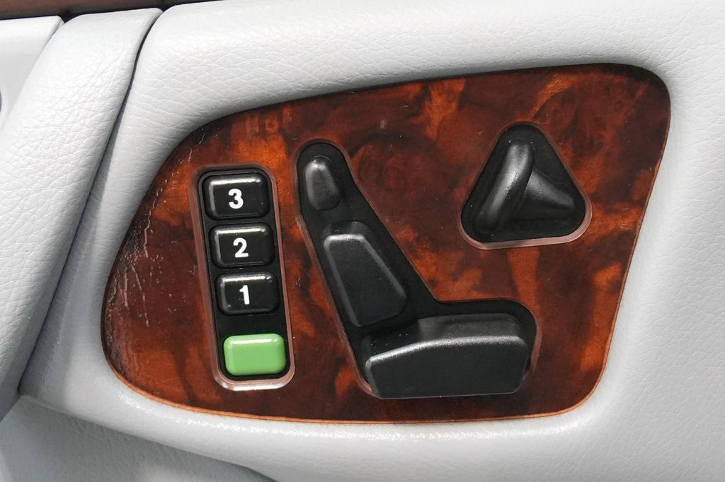 2002 Mercedes-Benz E-Class