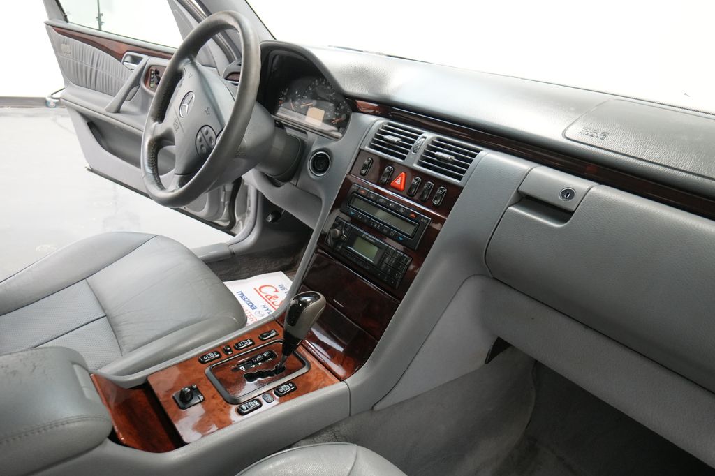 2002 Mercedes-Benz E-Class