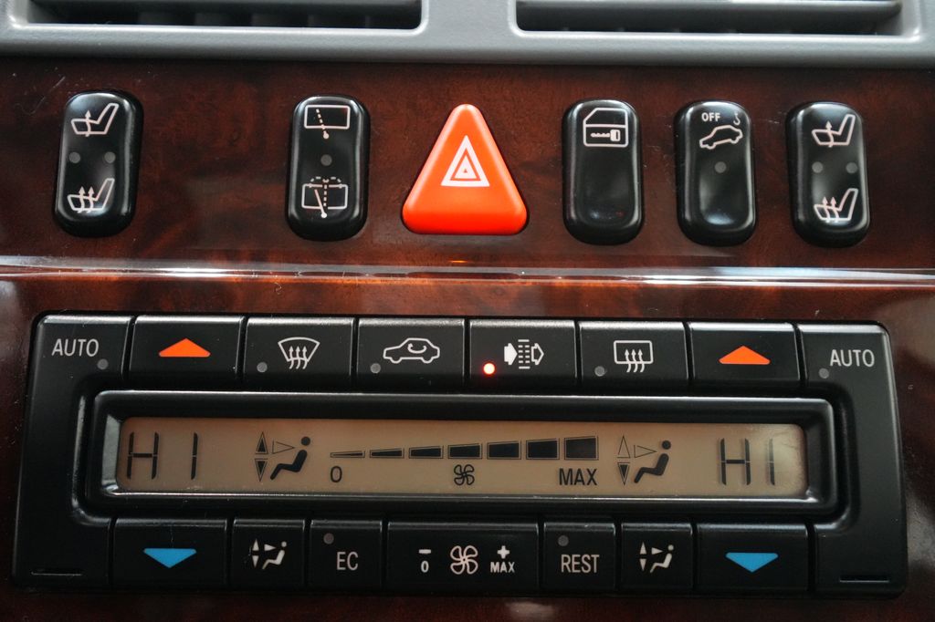 2002 Mercedes-Benz E-Class