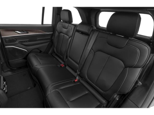 2027 Jeep Grand Cherokee