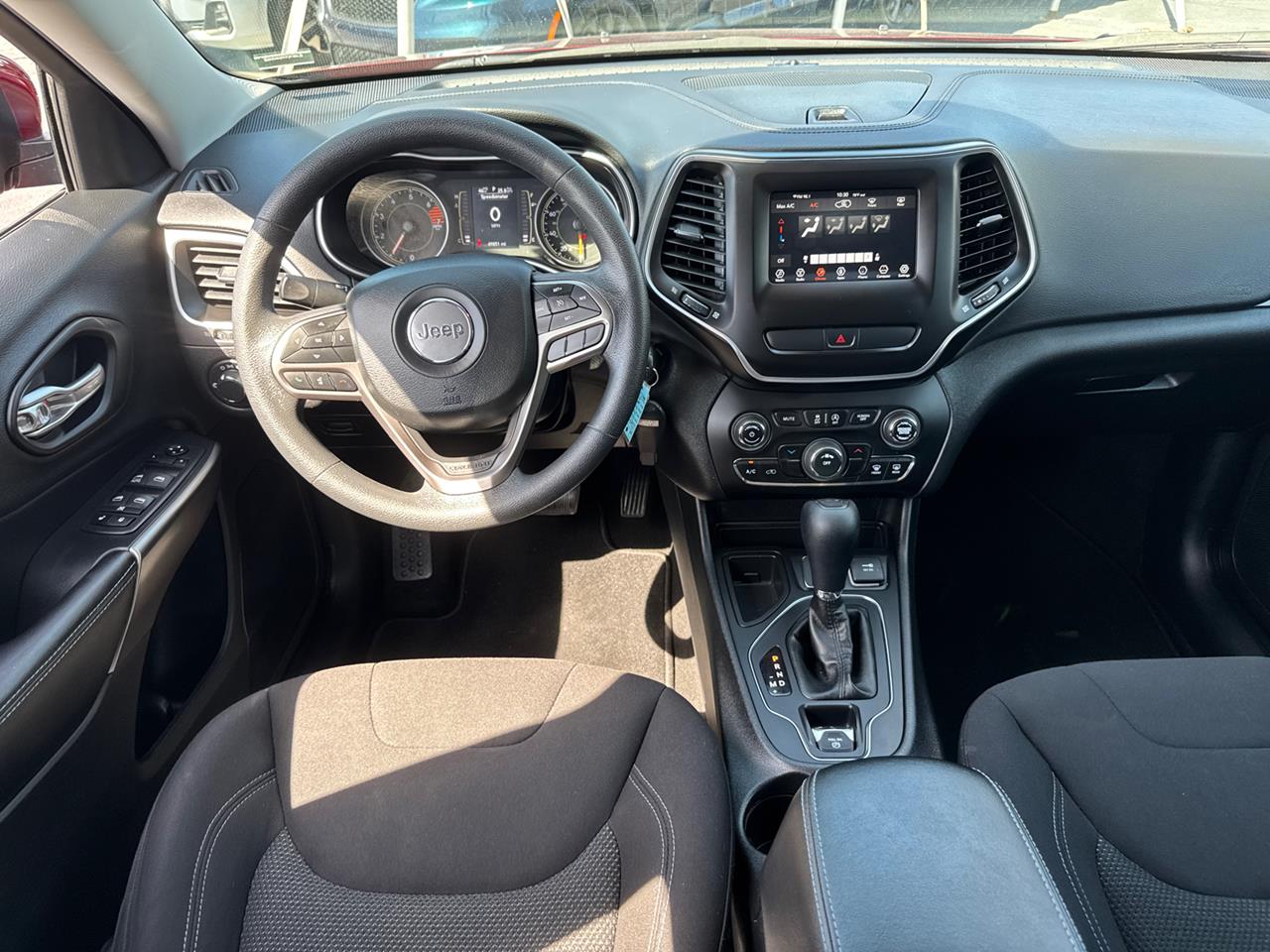 2020 Jeep Cherokee