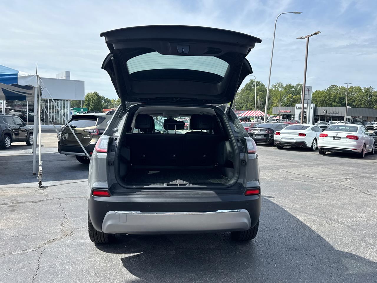 2020 Jeep Cherokee