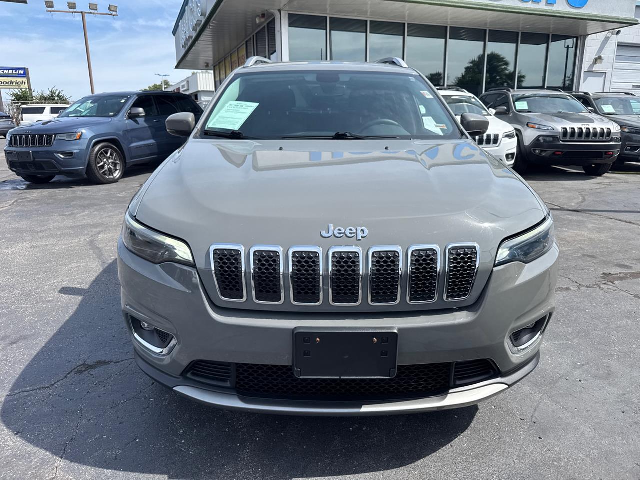 2020 Jeep Cherokee