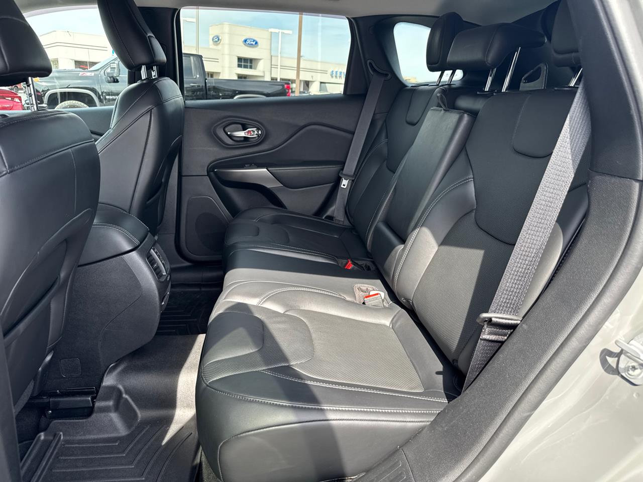 2020 Jeep Cherokee