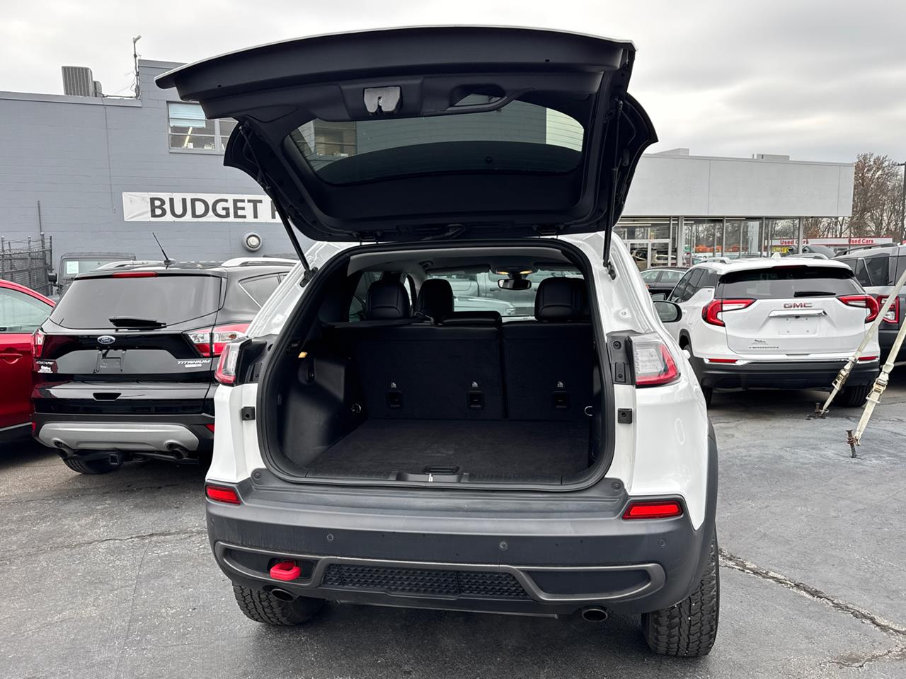 2020 Jeep Cherokee