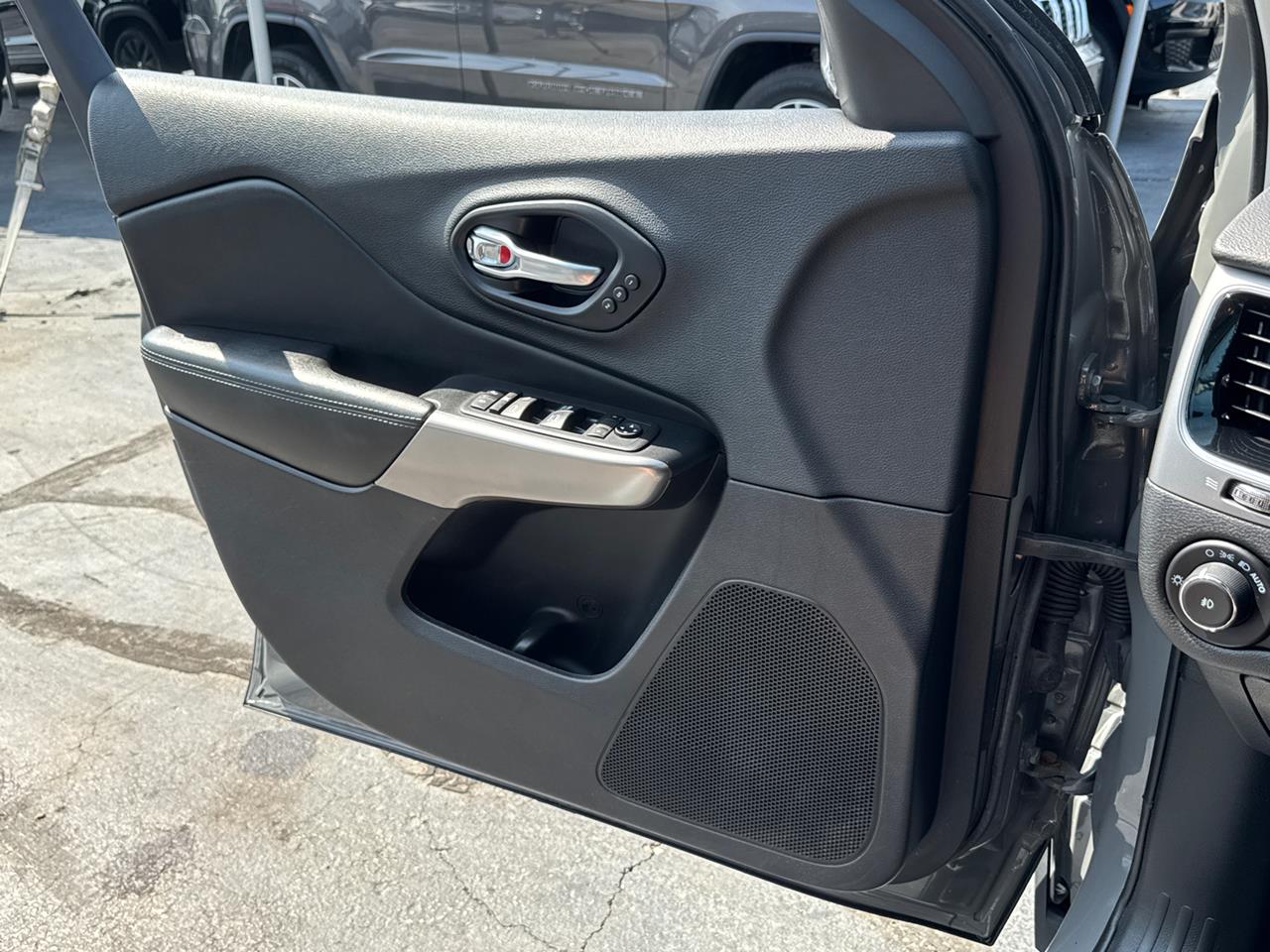 2021 Jeep Cherokee