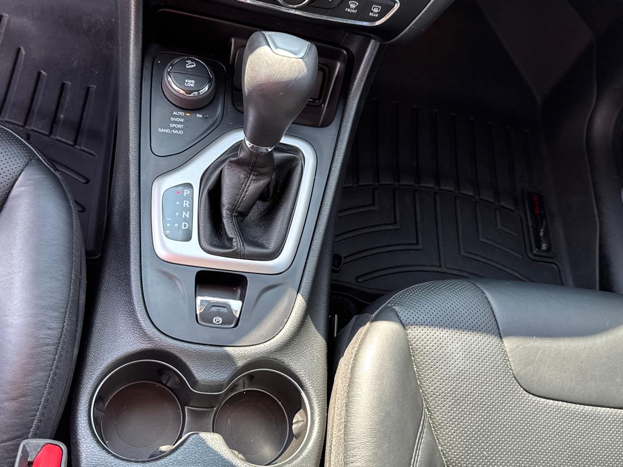 2016 Jeep Cherokee