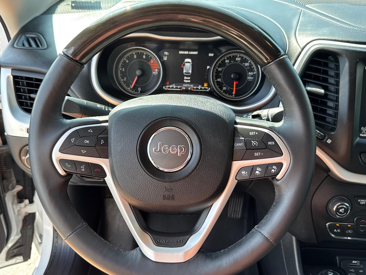 2016 Jeep Cherokee