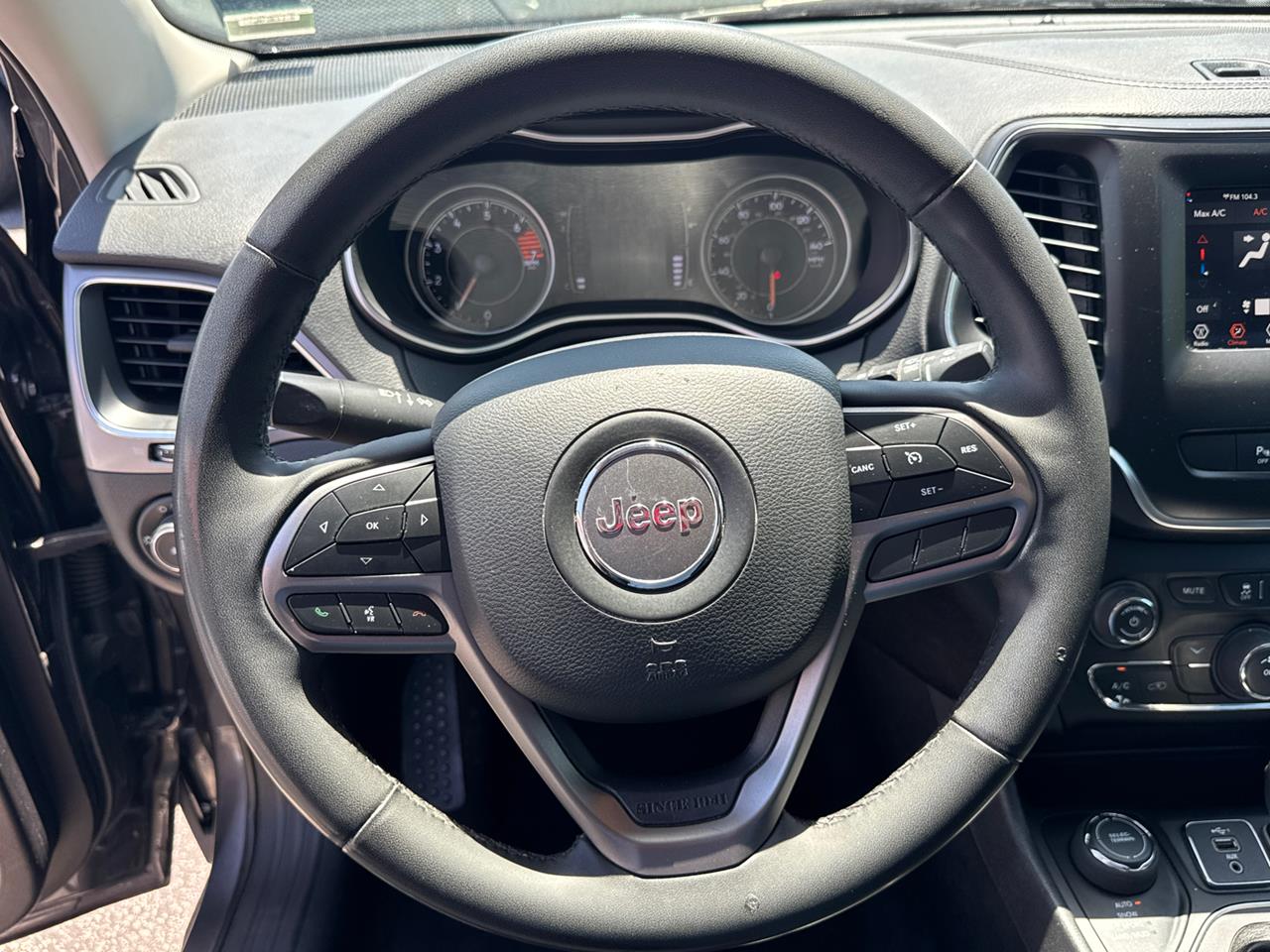 2020 Jeep Cherokee