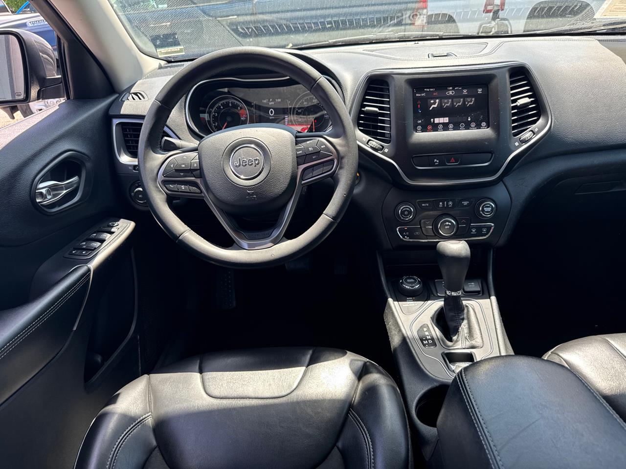 2020 Jeep Cherokee