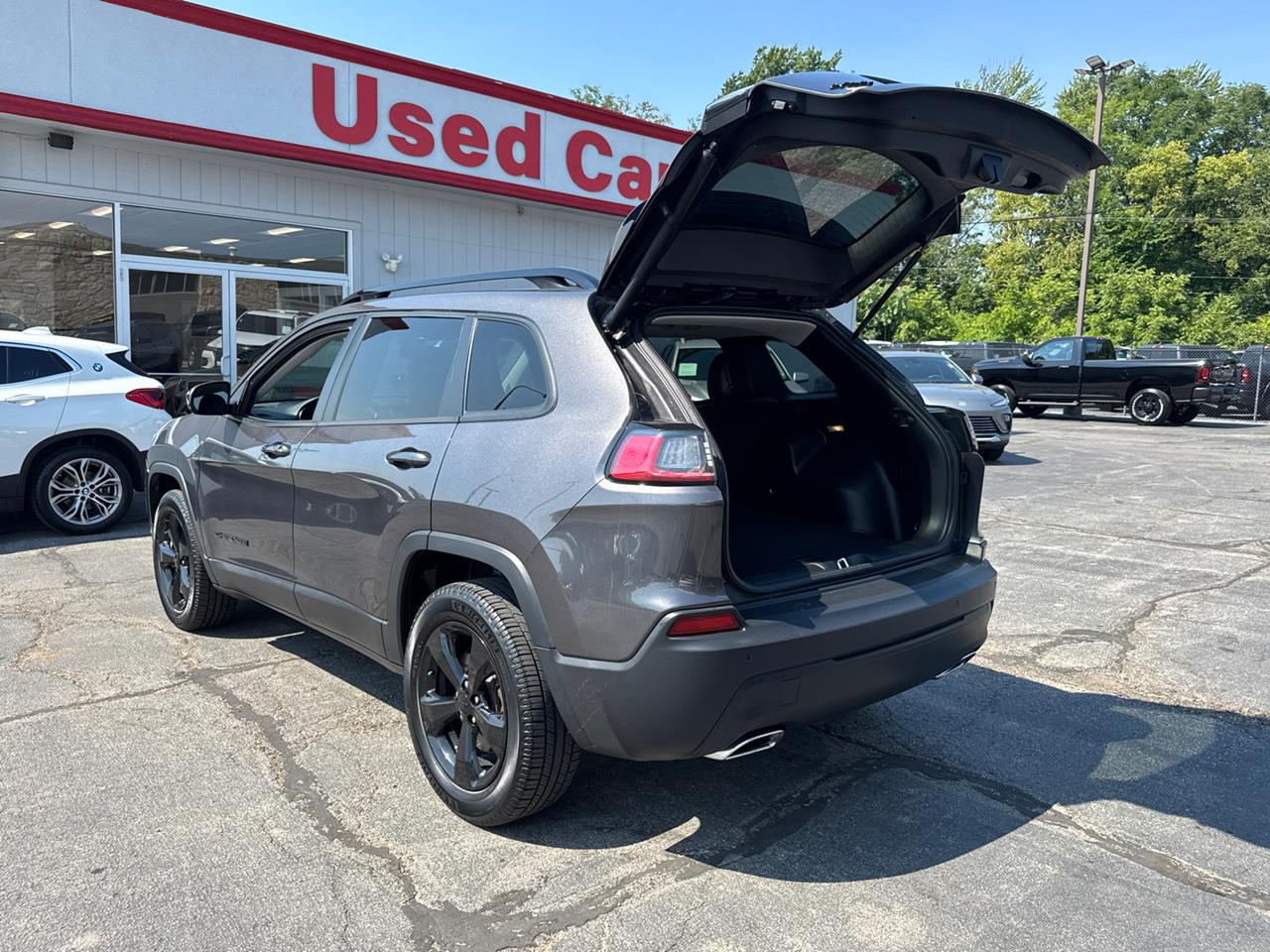 2020 Jeep Cherokee