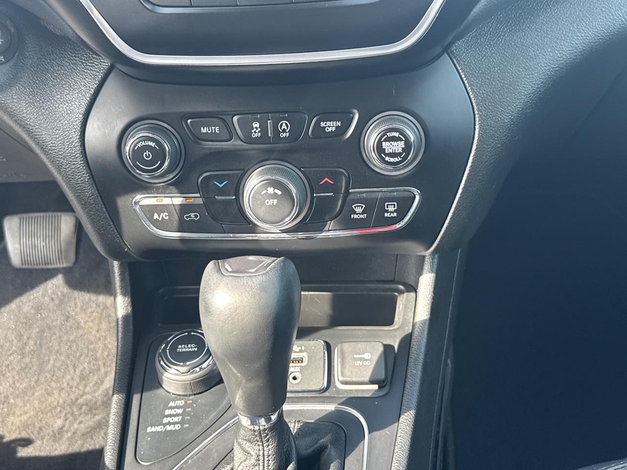 2021 Jeep Cherokee