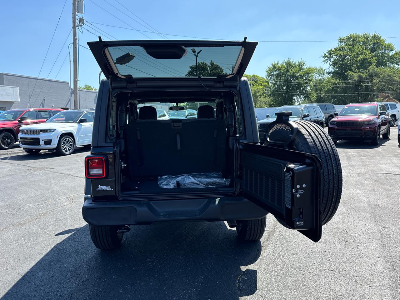 2025 Jeep Wrangler