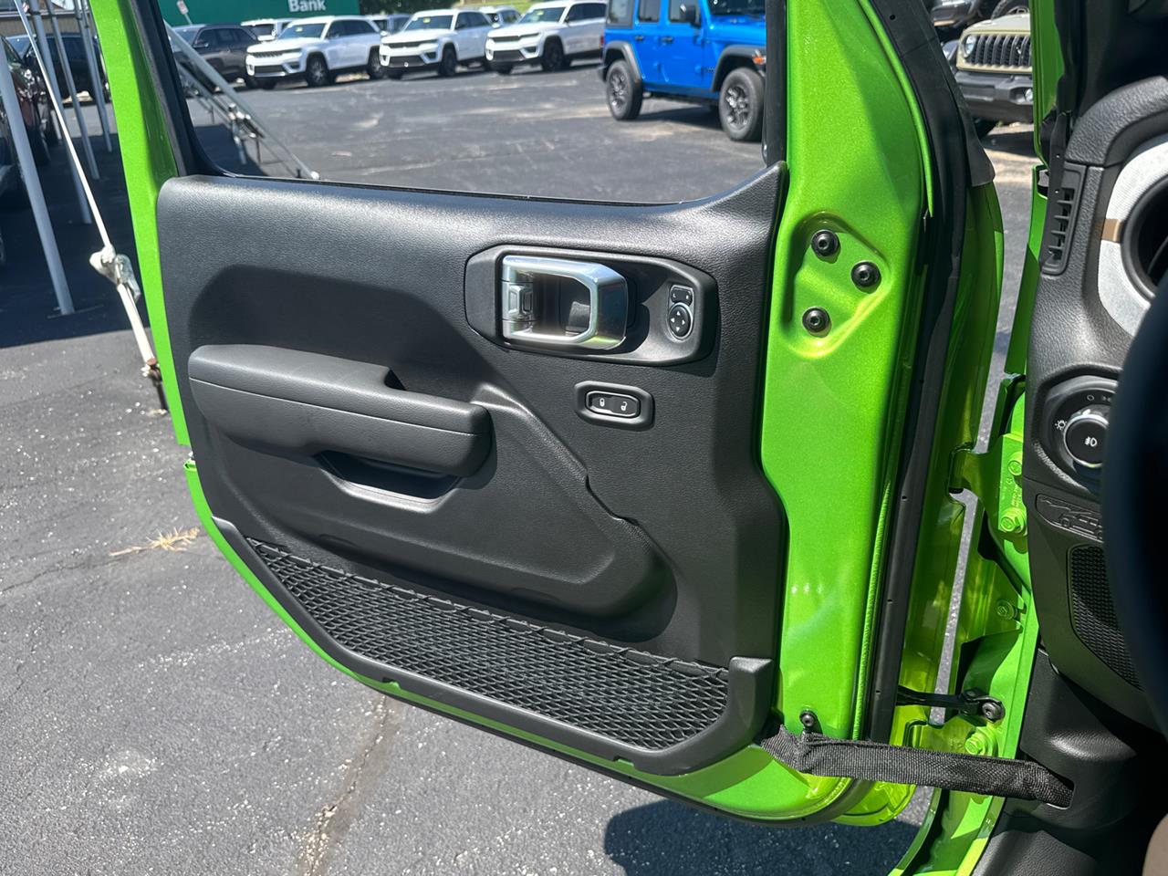 2025 Jeep Wrangler