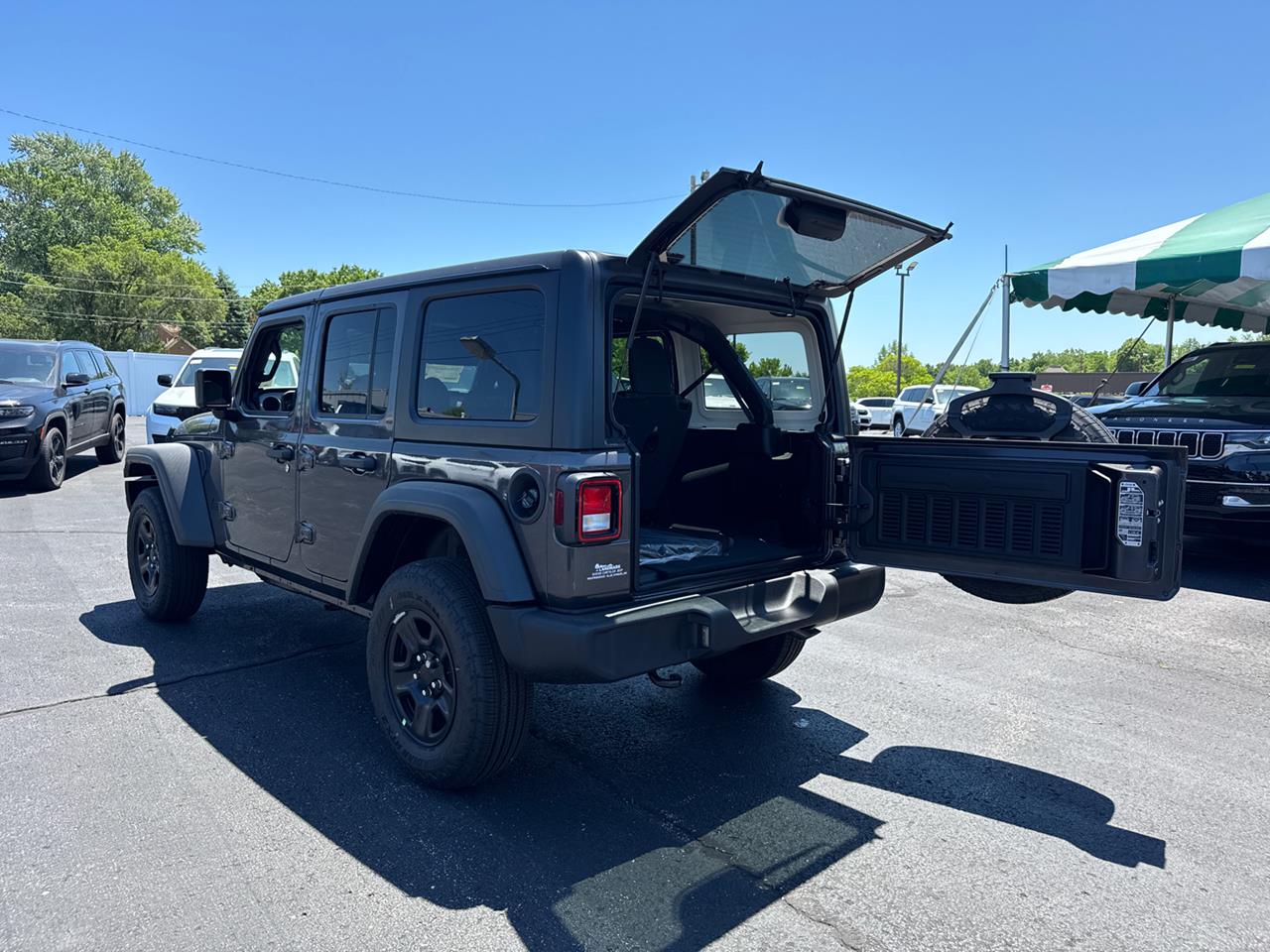 2025 Jeep Wrangler