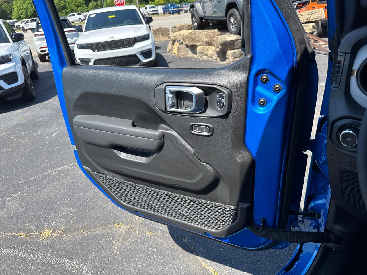 2025 Jeep Wrangler