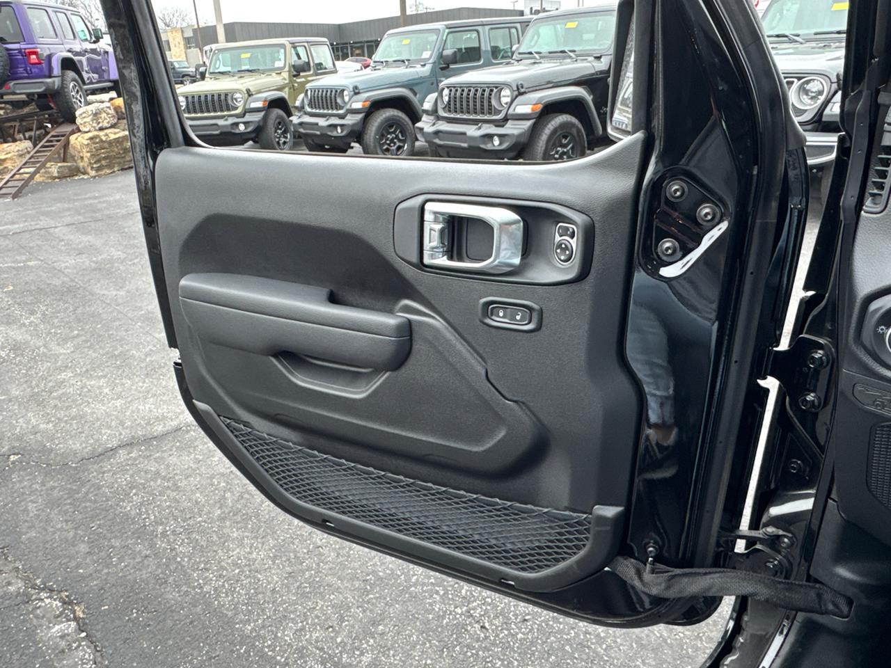 2025 Jeep Wrangler
